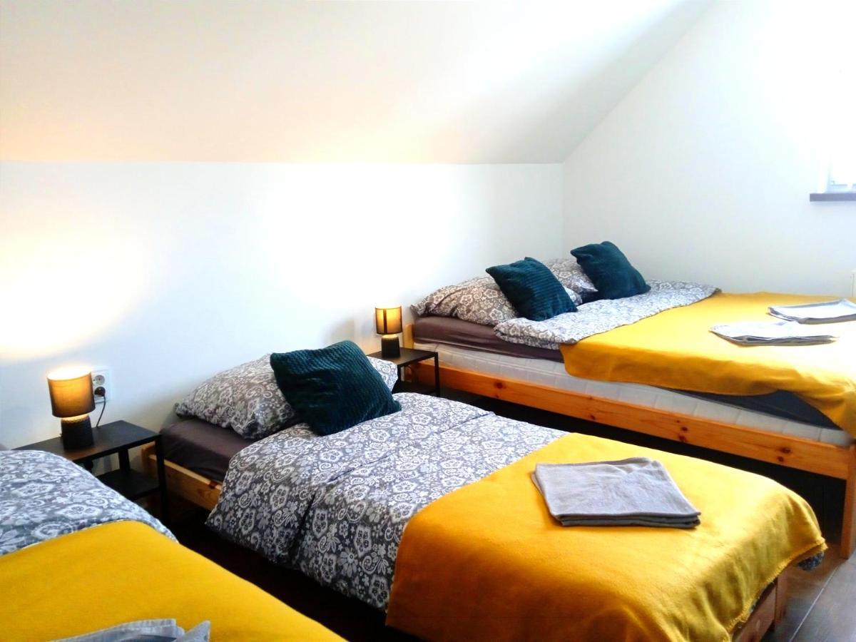 Apartamenty Jodlowa - Bilard - Bawialnia - Krolikarnia Krajno-Zagorze Buitenkant foto