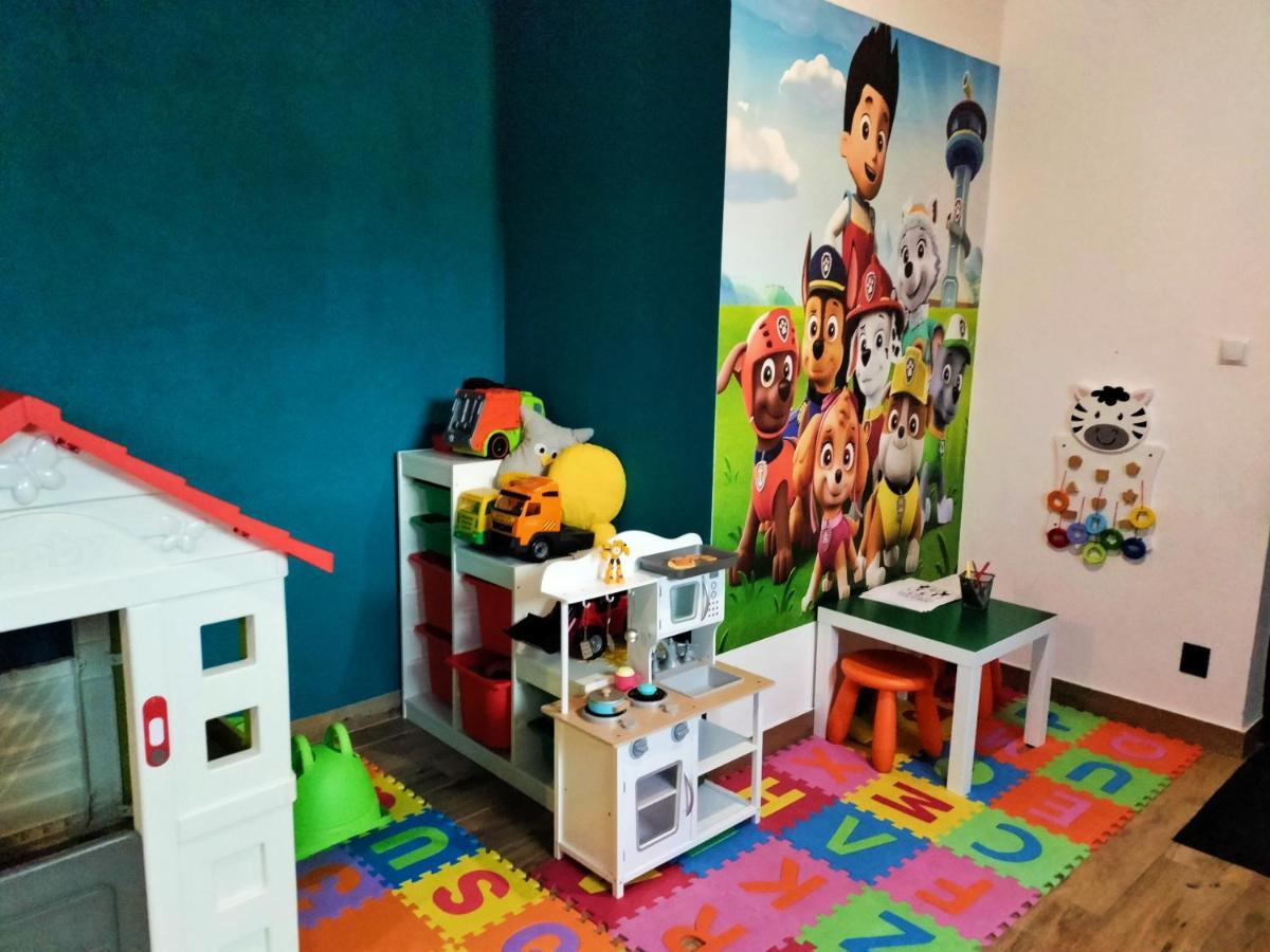 Apartamenty Jodlowa - Bilard - Bawialnia - Krolikarnia Krajno-Zagorze Buitenkant foto
